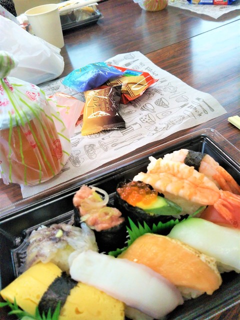 小僧寿し.jpg