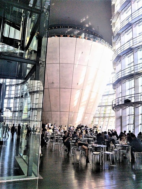 新国立美術館.jpg
