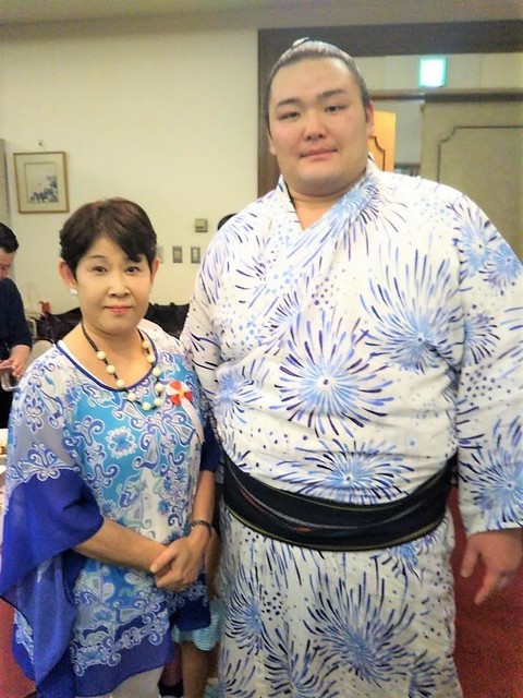 朝乃山.jpg